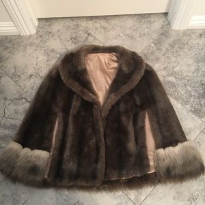 VINTAGE REGINA GLENARA BY GLENOIT 60’s VTG FAUX FUR STOLE